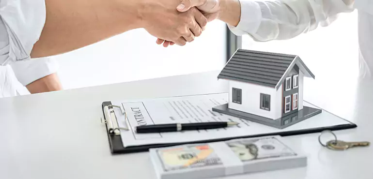 We Buy Houses in Pewaukee, WI  For Cash, Any Condition, Any Situation