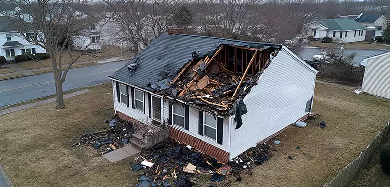 Why Choose Us for Selling Damaged House in Hartland, WI?