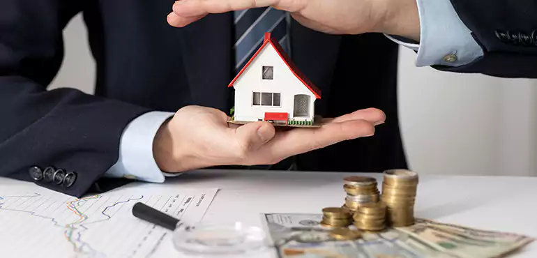 Who Do We Buy Houses From in Caledonia, WI?
