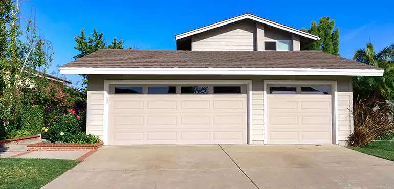 Homes In Pre-foreclosure Or Behind On Payments in Lake Geneva, WI